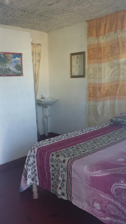 Waikiki Guest House Пляж Сокровищ Номер фото